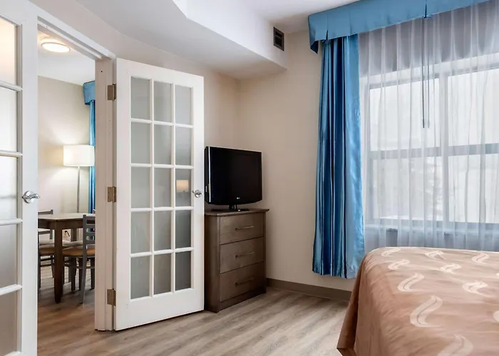 Quality Suites Ciudad de Quebec
